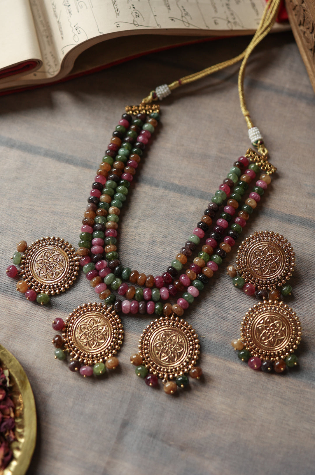Shaweta Multicolored Necklace Set