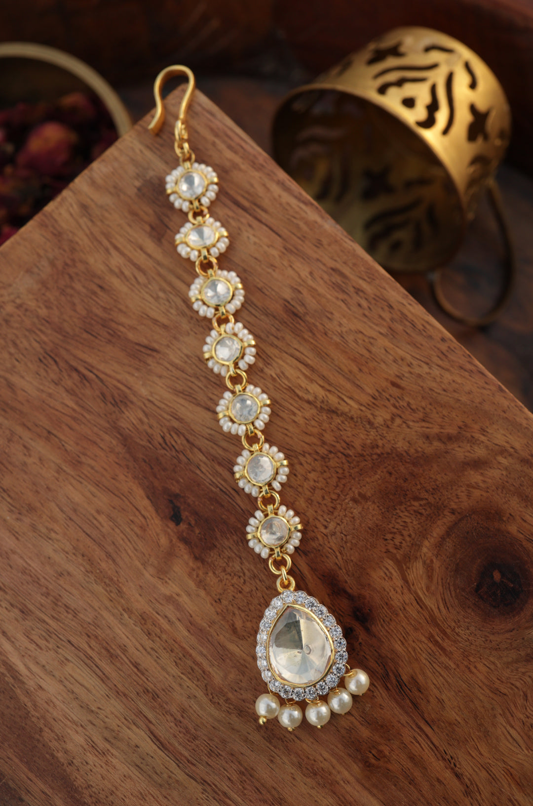 Amayra Silver Polki Maangtikka