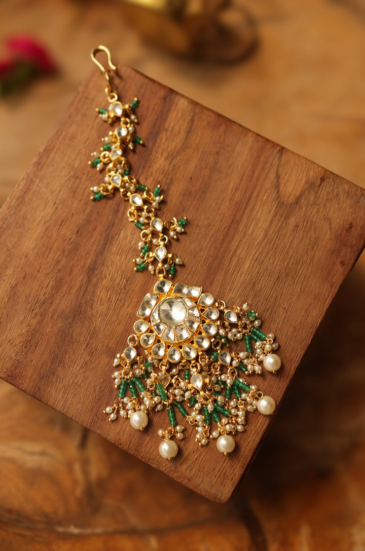 Vashti Kundan Maangtikka