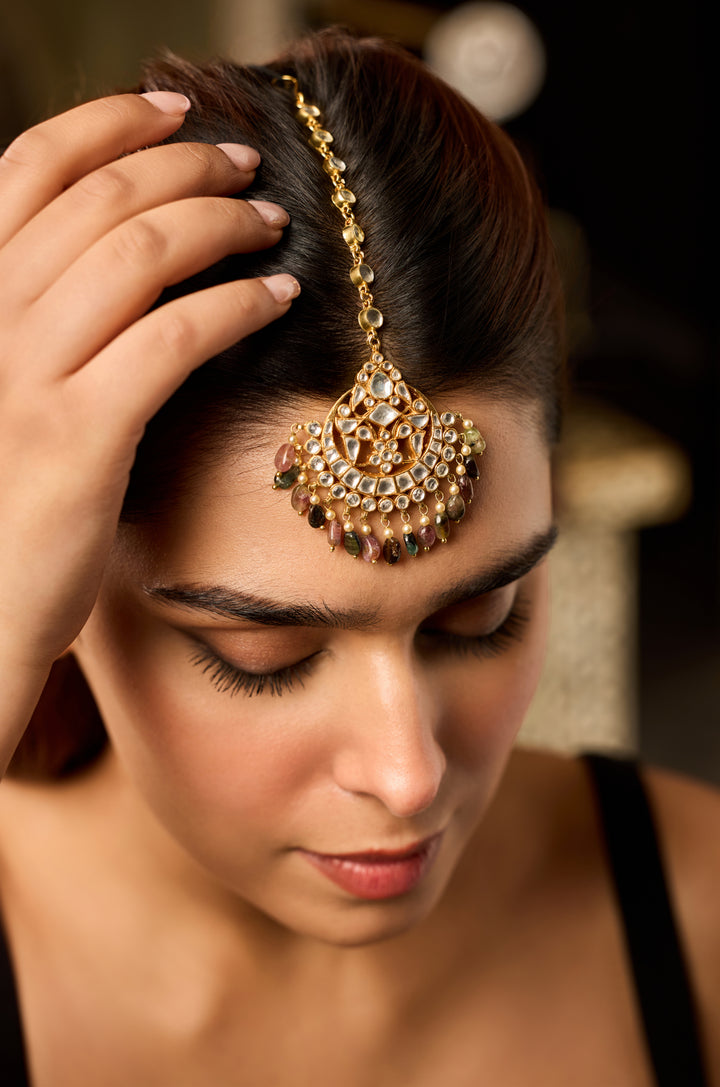 Shazia Kundan Maangtikka