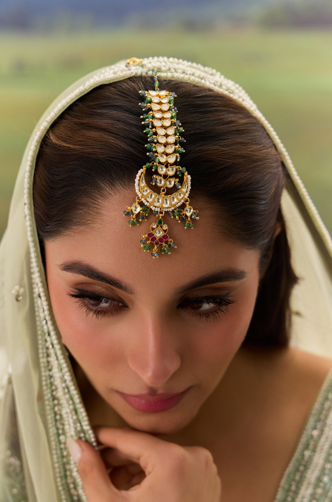 Ishu Green Kundan Maangtikka