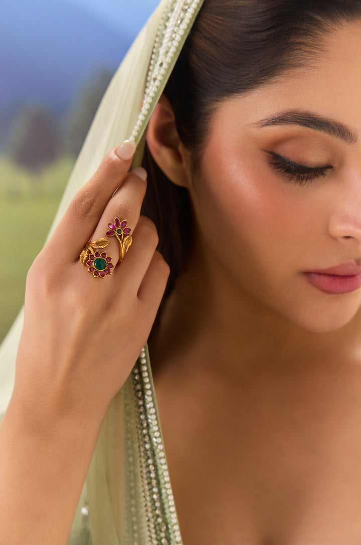 Binal Temple Work Floral Ring