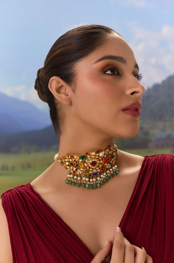 Orinda Navrattan Polki Silver Necklace