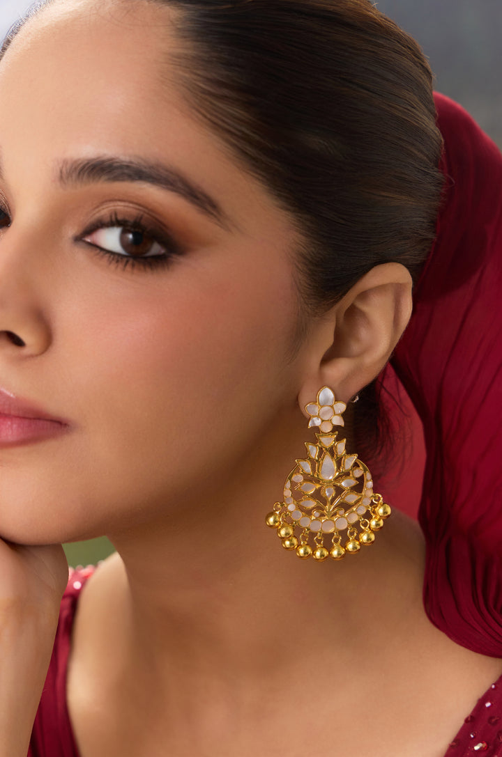 Zohra Mother Of Pearl Silver Earrings