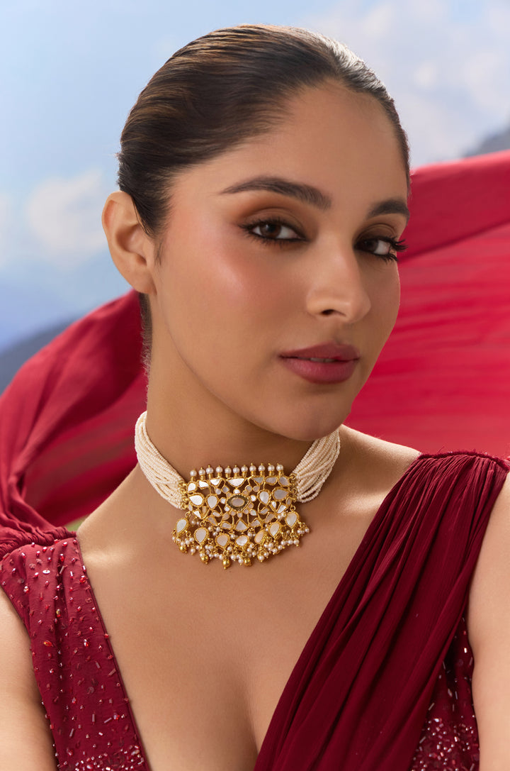 Pankhuri Mother Of Pearl Necklace