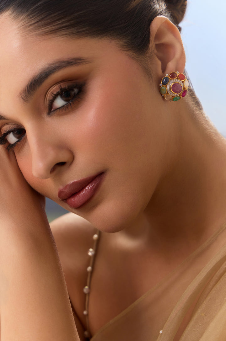 Tareem Navrattan Silver Studs