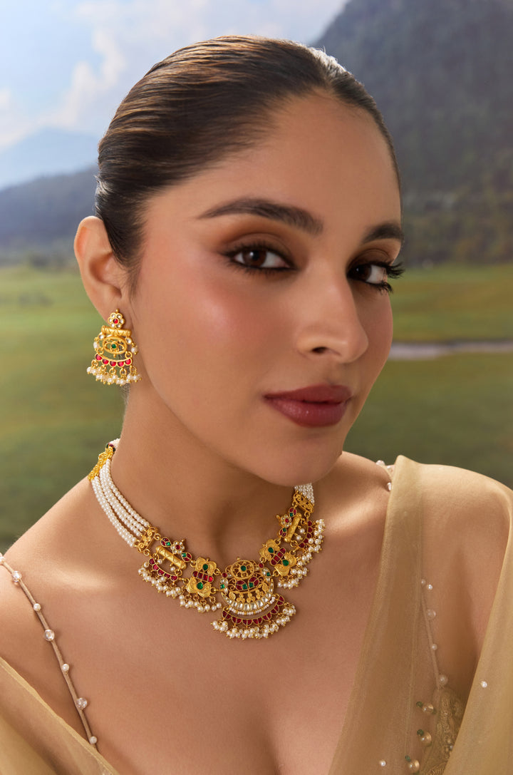 Azira Kundan Necklace Set