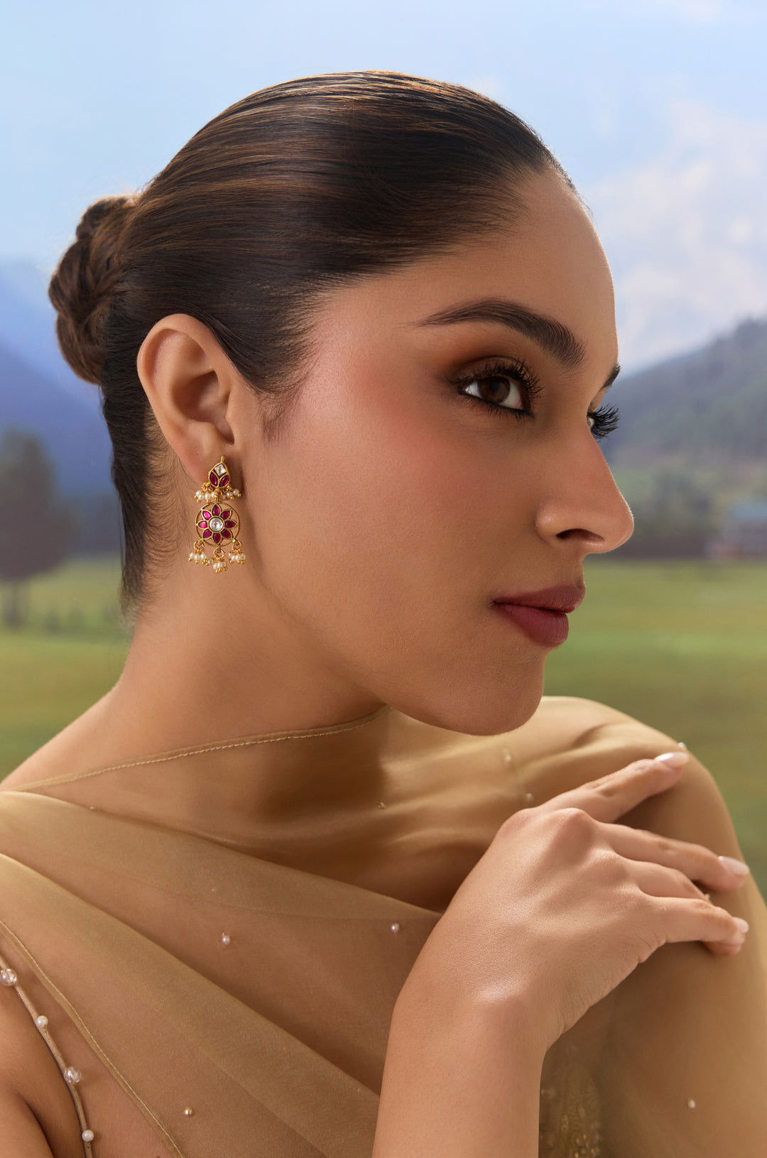 Aanchal Red Kundan Earrings