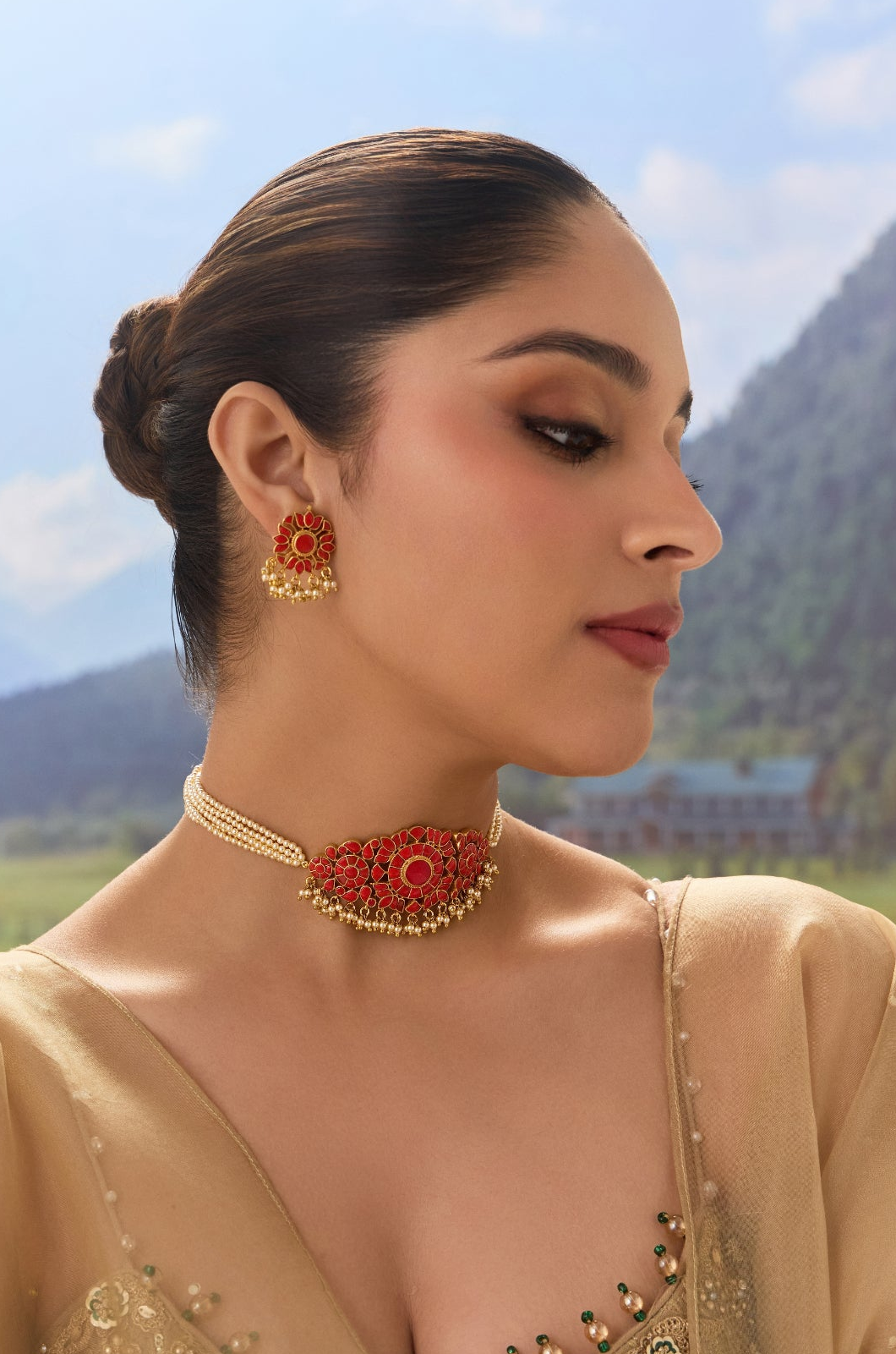 Aarohi Coral Necklace Set