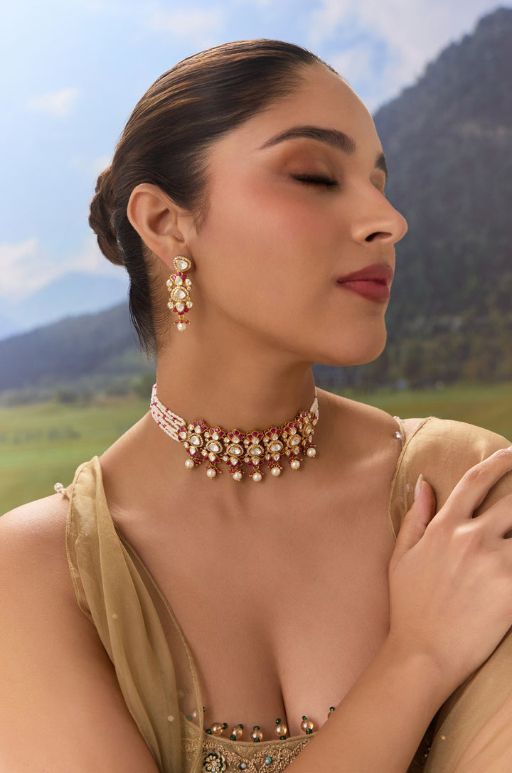 Ranisha Silver Polki Necklace Set