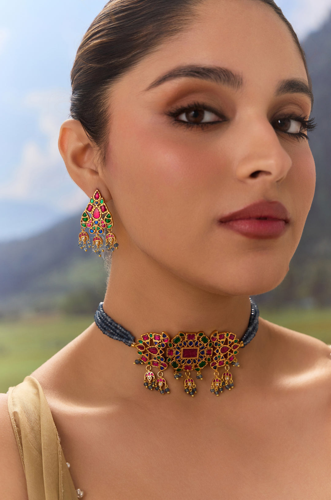 Avisha Multicolored Silver Necklace Set