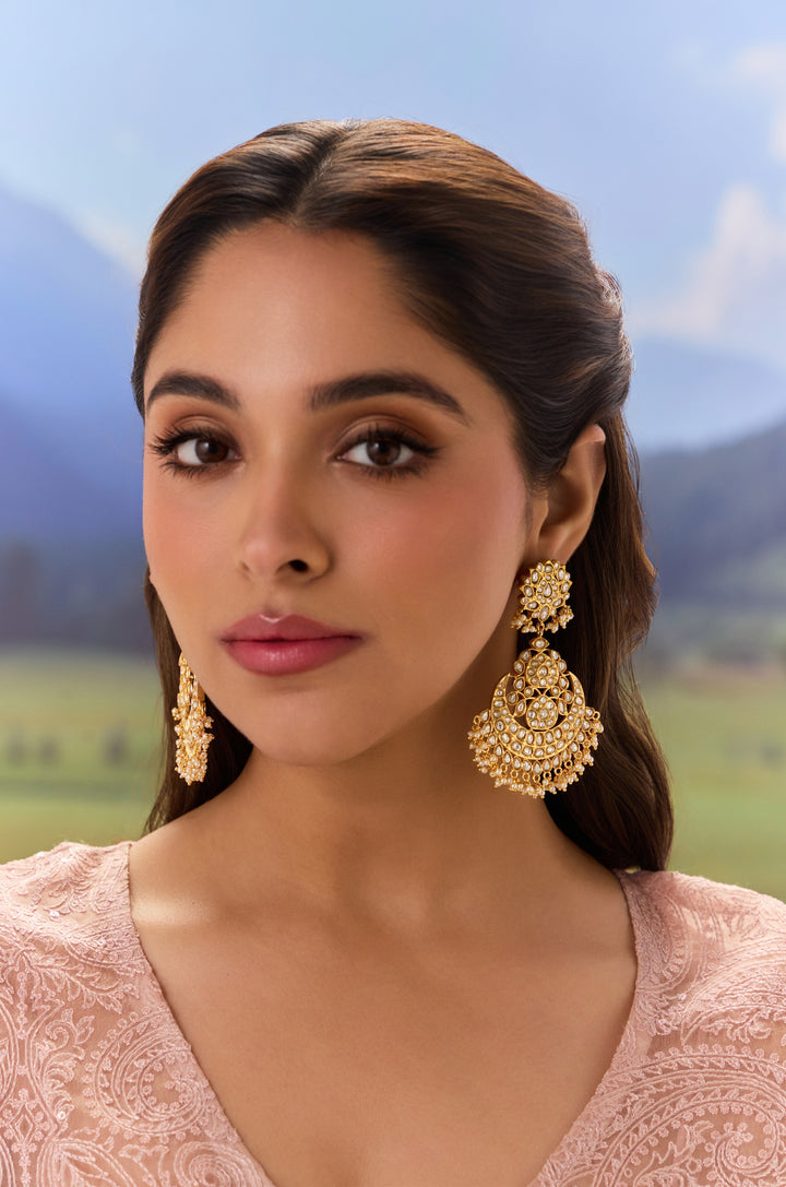 Raghvi Kundan Chandbali Earrings