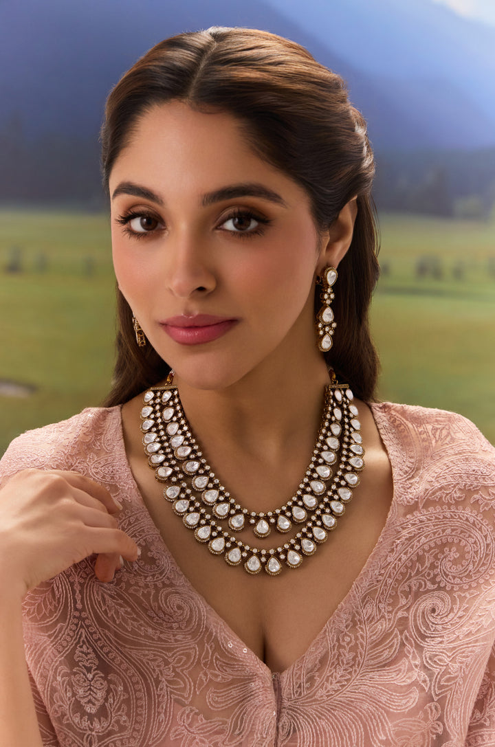 Ishika Polki Necklace Set