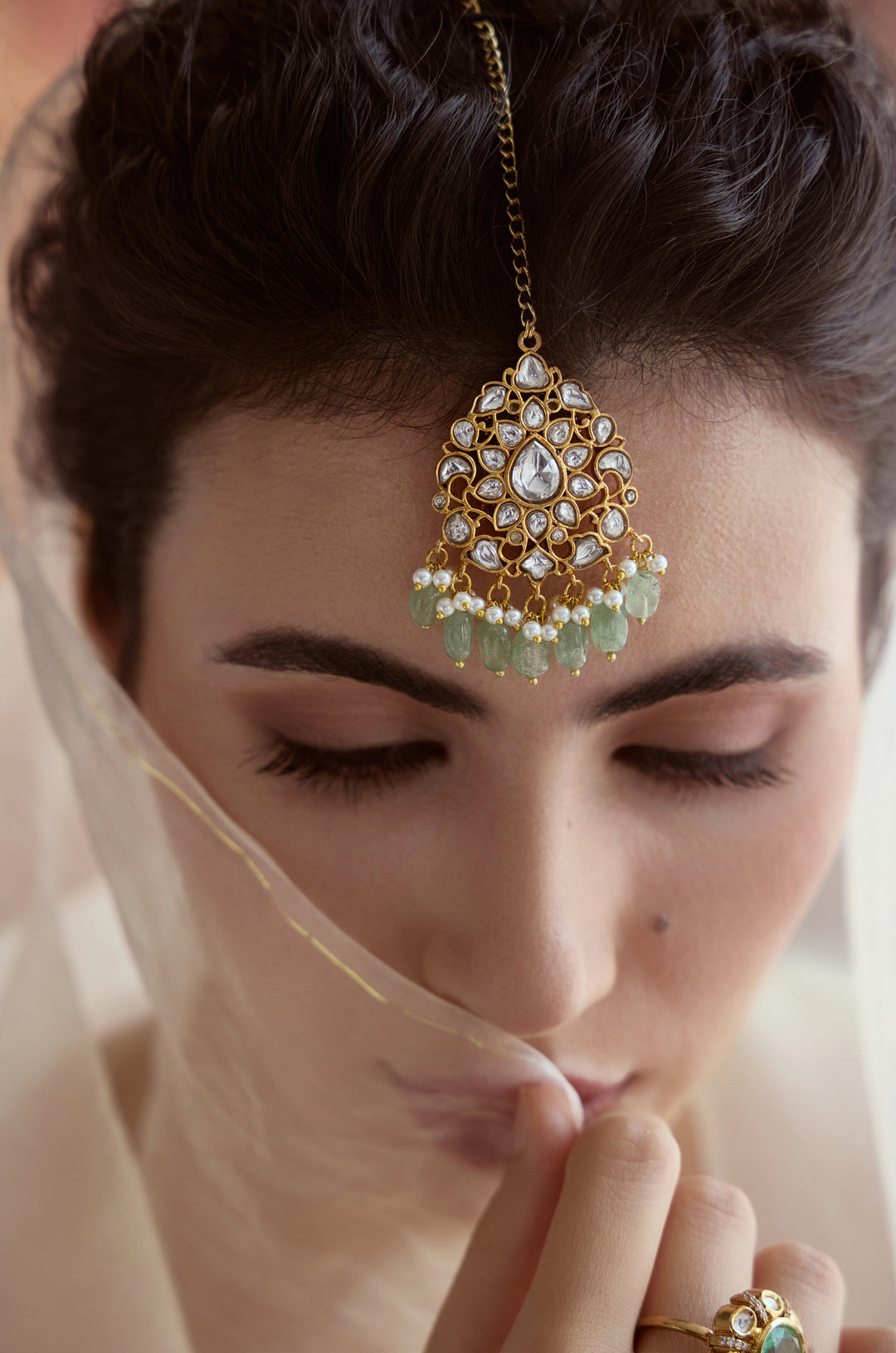 Harisha Mint Kundan Maangtikka