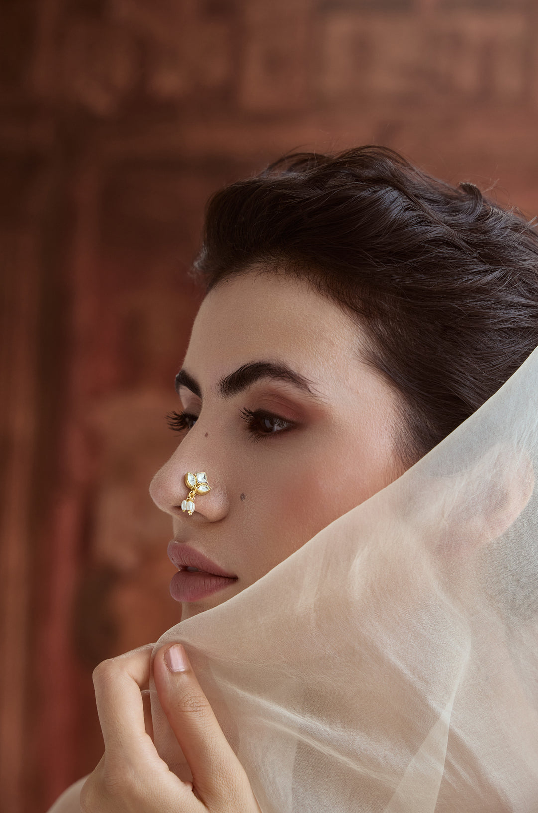 Aarzoo Kundan Nosepin