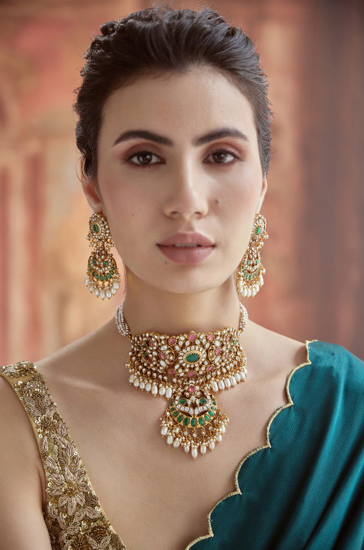 Tavisha Green Silver Necklace Set