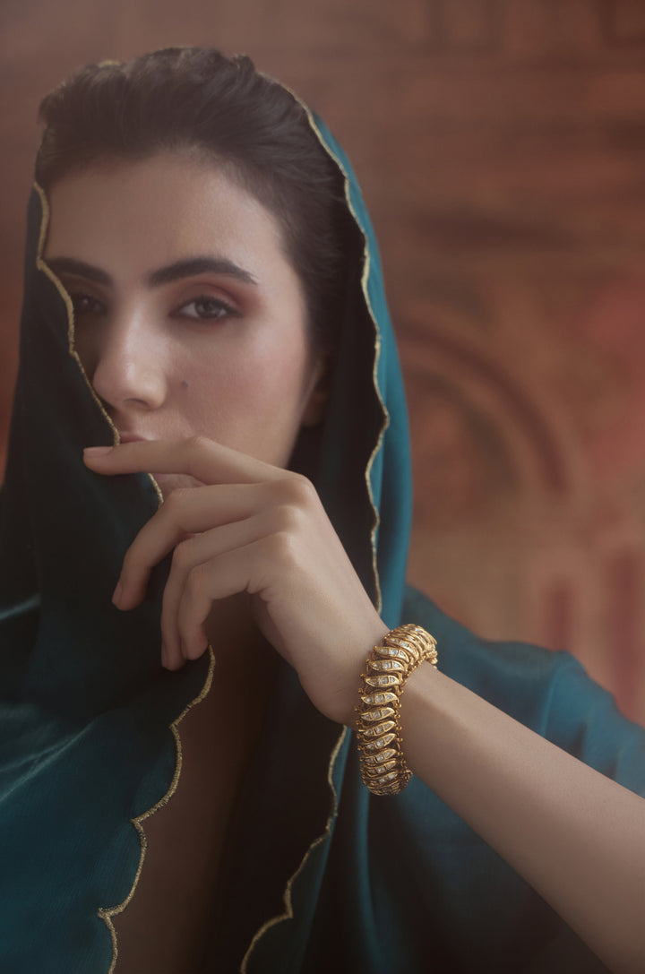 Yasmin Sutlada Polki Bangle
