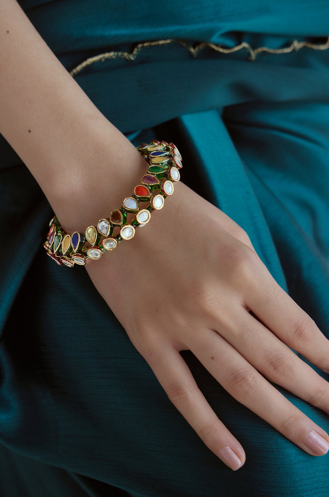Gitali Navrattan Pacheli Bangle