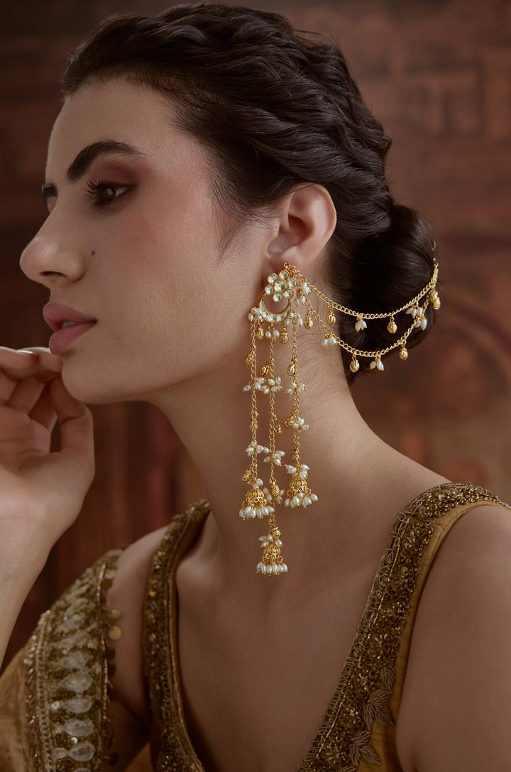 Anna Kundan Kaan Chain Earrings