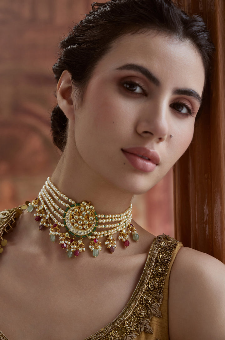 Noor Kundan And Pearls Necklace