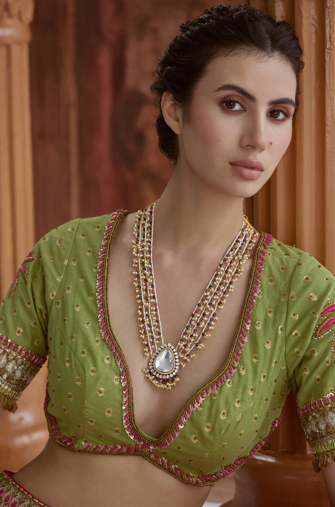 Aarunya Polki And Pearls Necklace