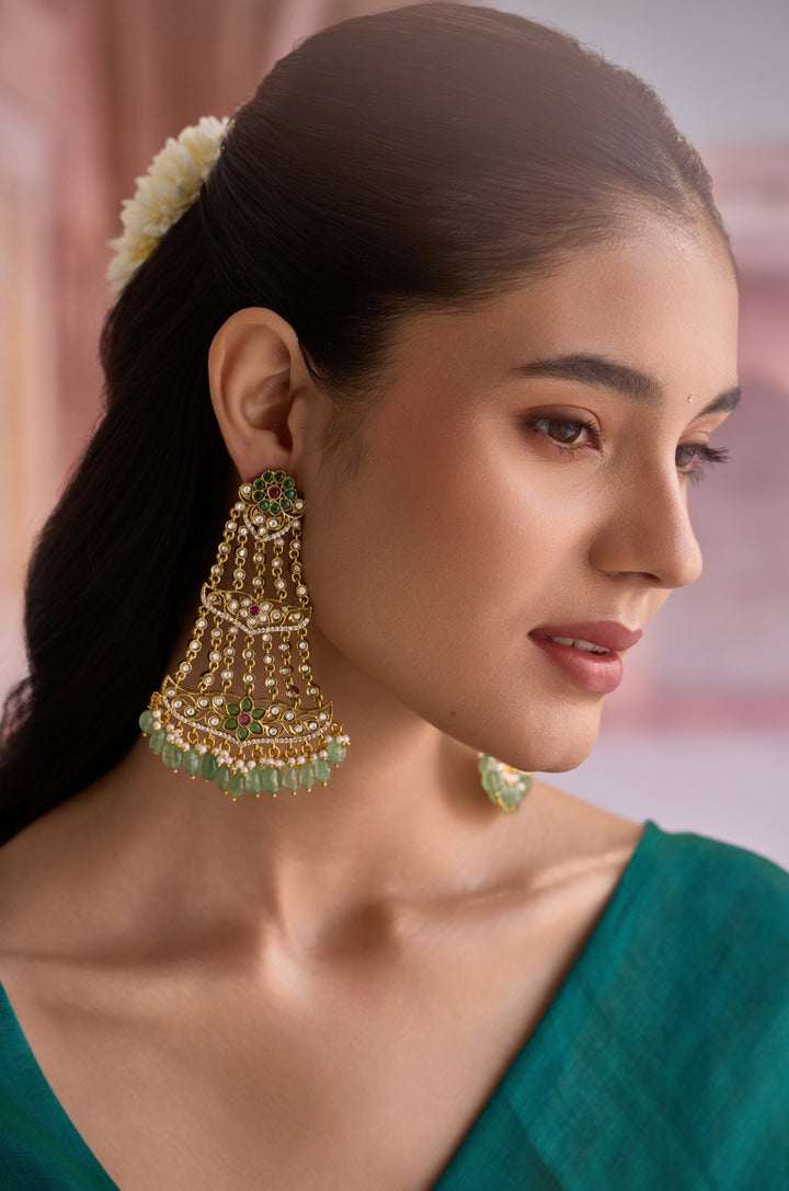 Sabira Mint Kundan Chaandbali Earrings