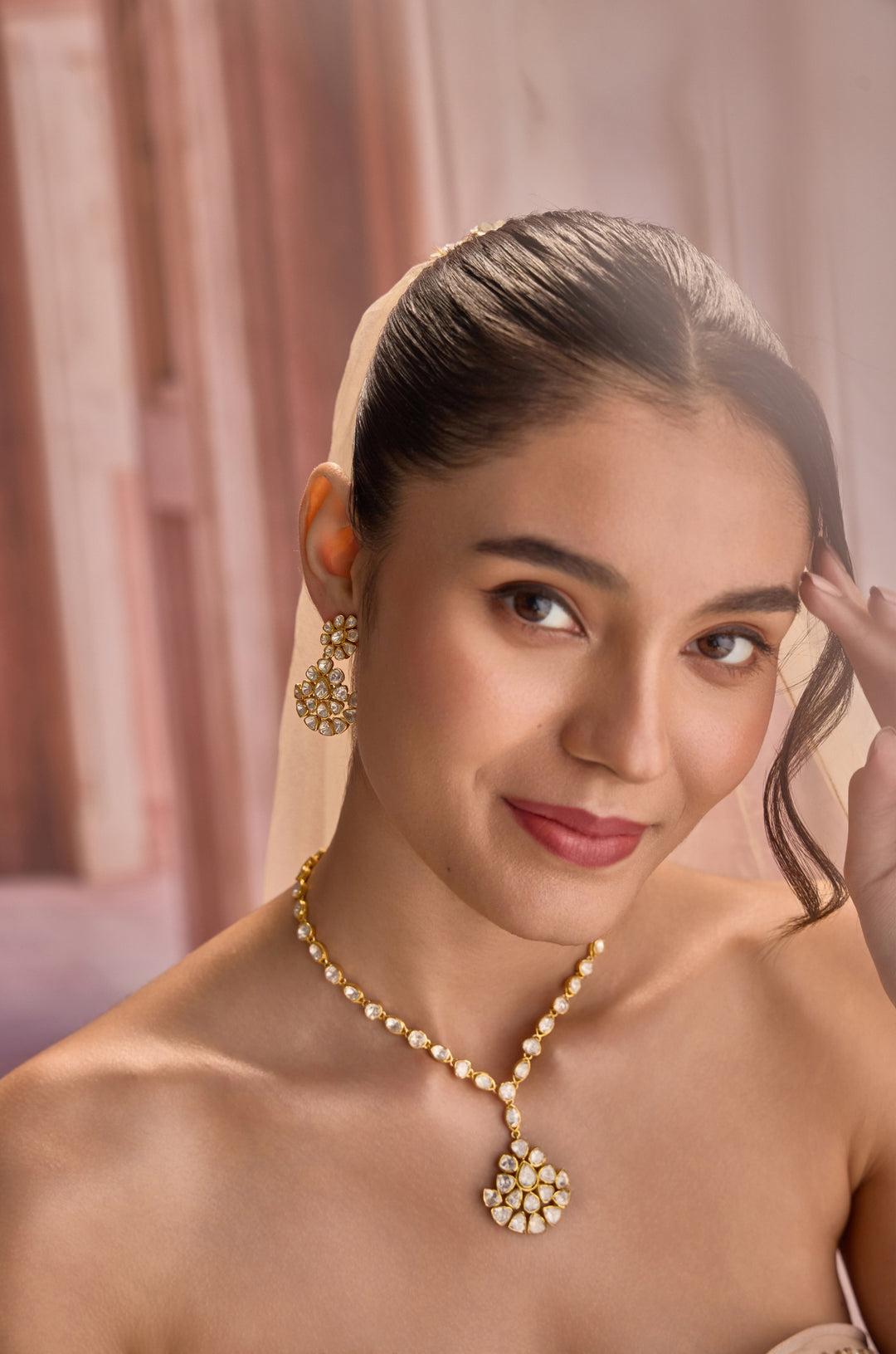 Aarini Polki Silver Pendant Necklace Set