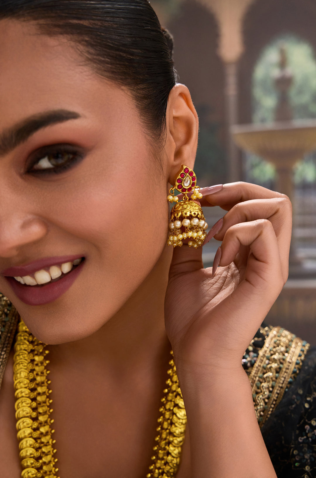 Wamika Kemp Temple Necklace Set