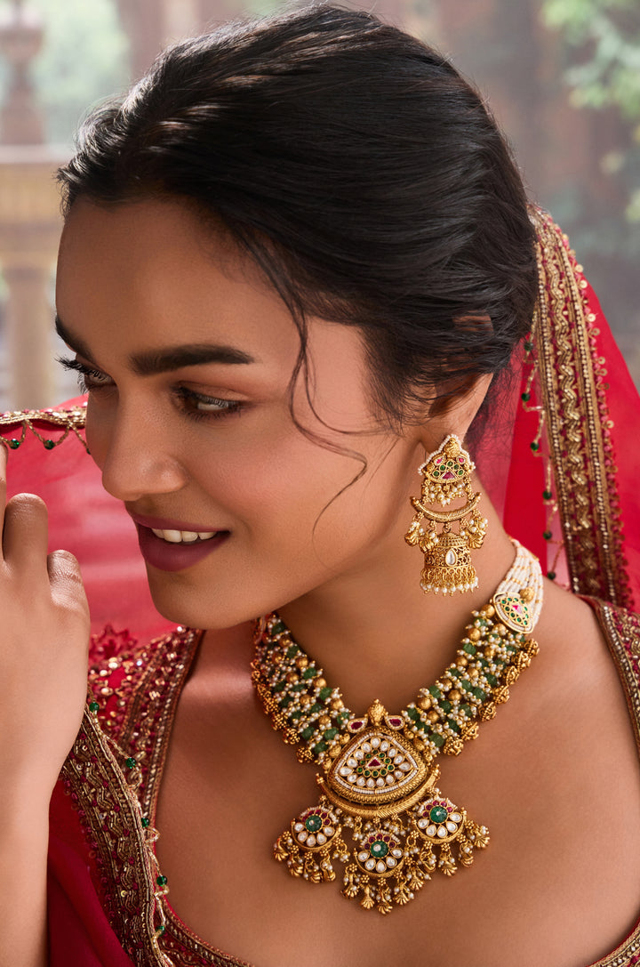 Saishti Temple Necklace Set