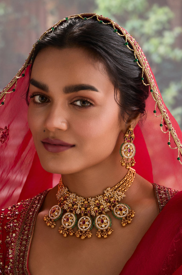 Hemma Temple Work Necklace Set