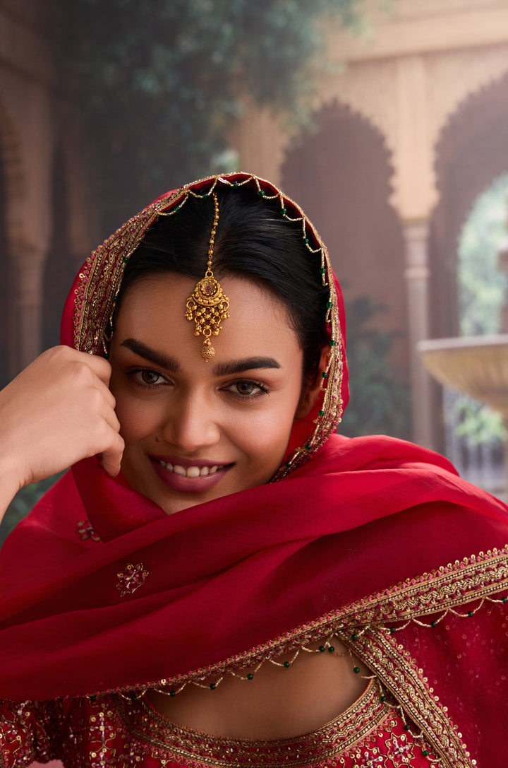 Harini Temple Work Maangtikka