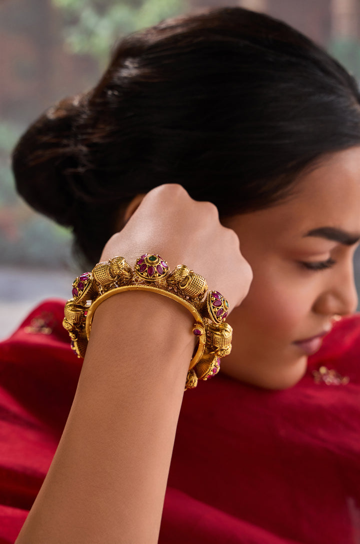 Urvi Temple Work Bangle