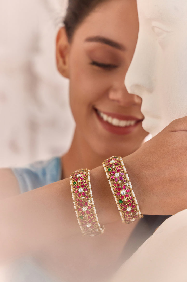 Zaika Kundan Bangles- Set of 2