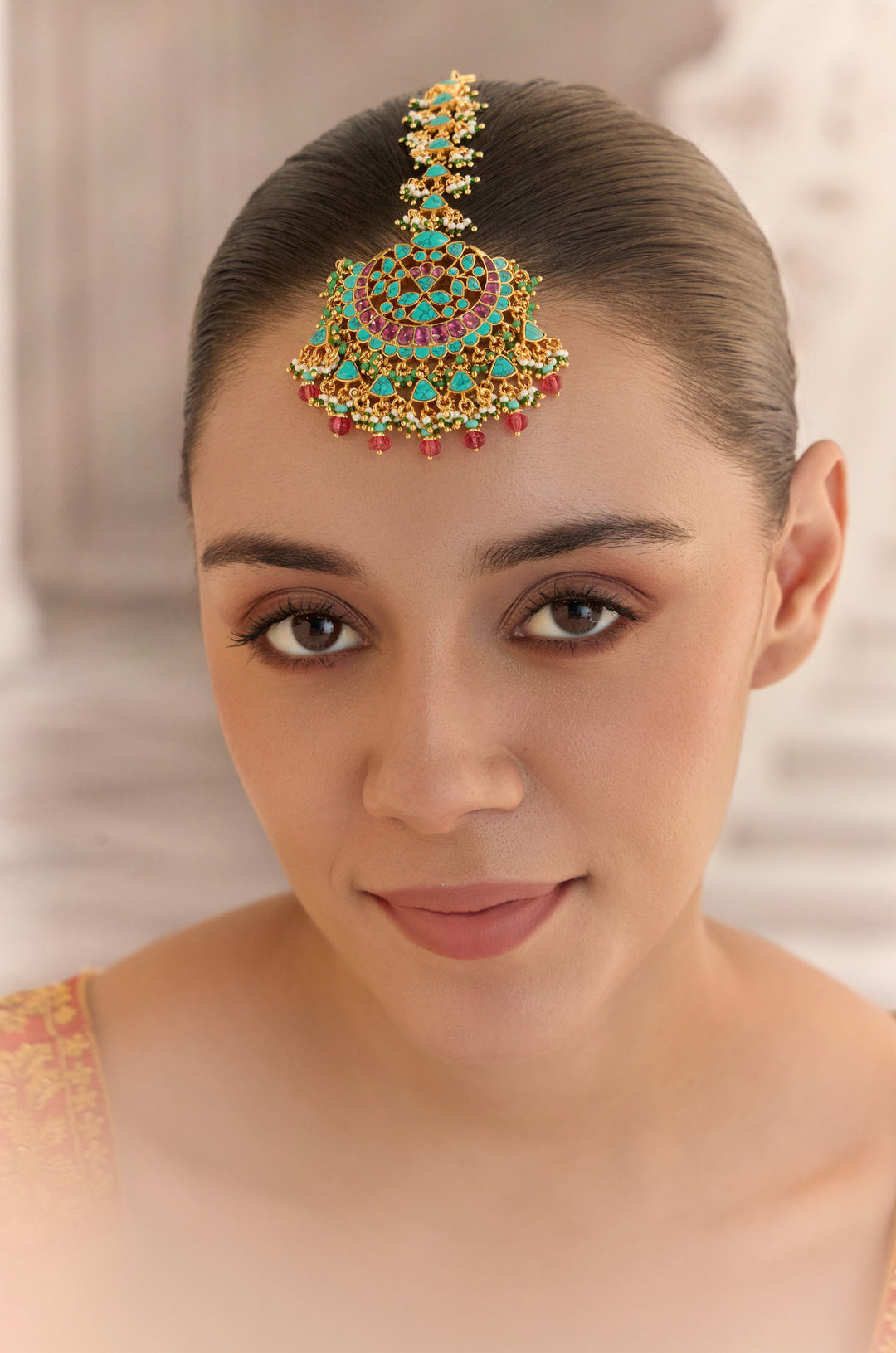Aaira Turquoise Kundan Maangtikka