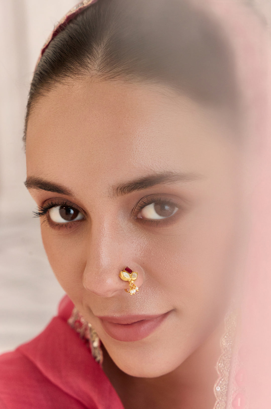 Gurika Red Kundan Nosepin