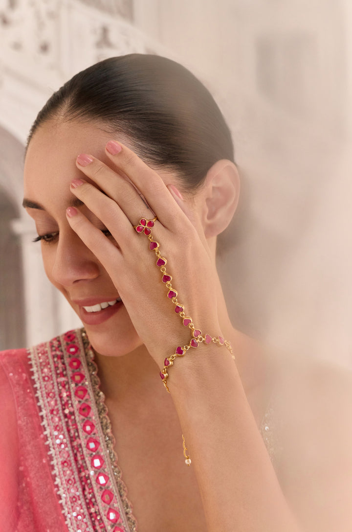 Veda Red Kundan Hathphool Bracelet