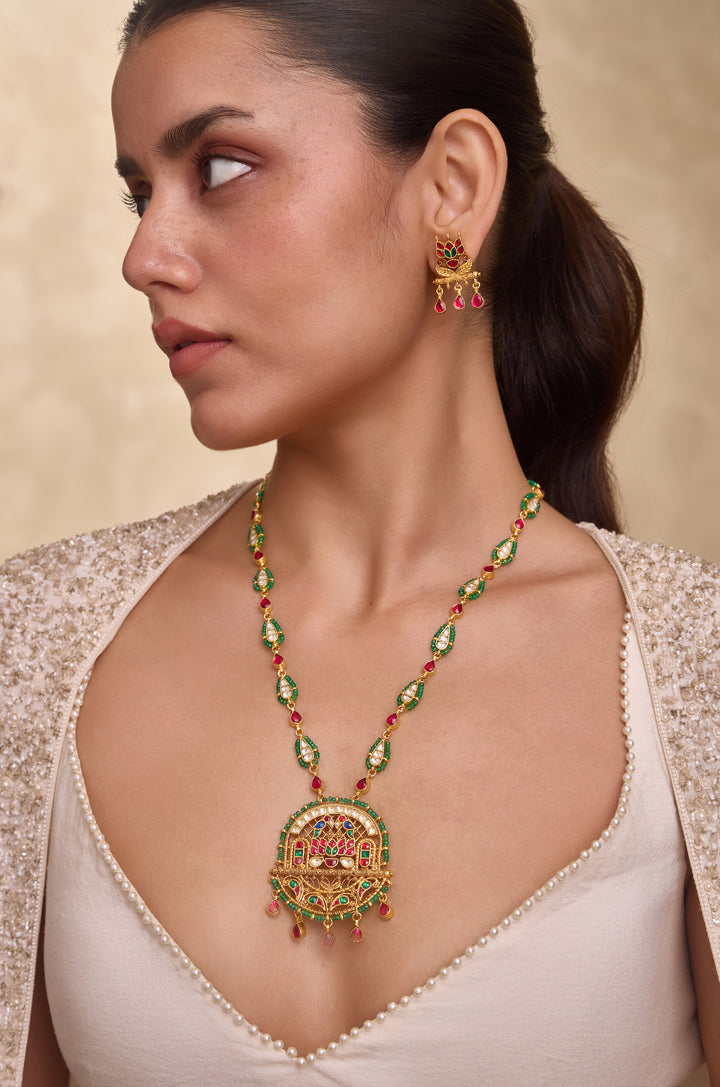 Rasika Kundan Necklace Set