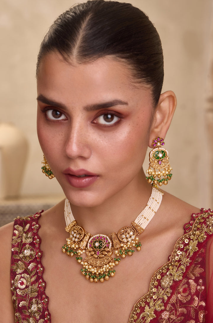 Gulnaar Kundan Necklace Set