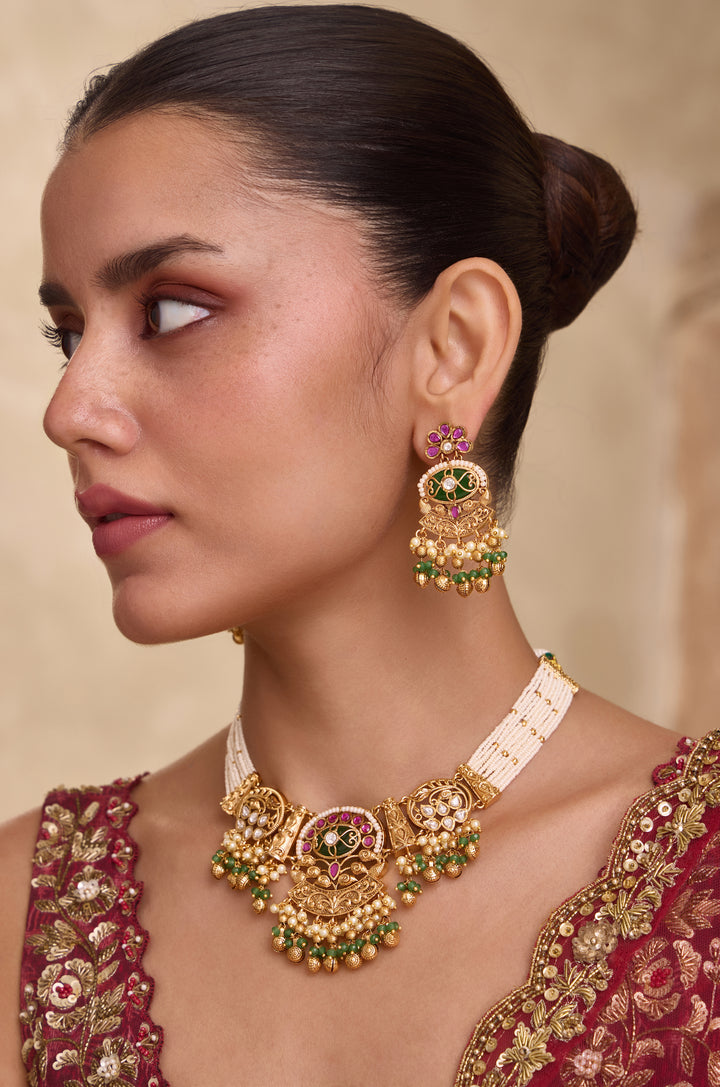 Gulnaar Kundan Necklace Set