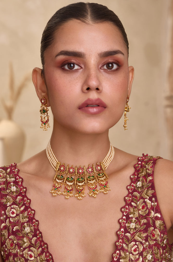Roohi Kundan Necklace Set