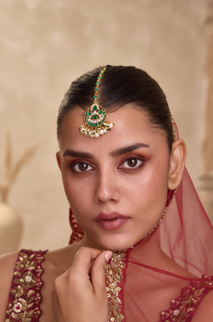 Surina Green Kundan Maangtikka