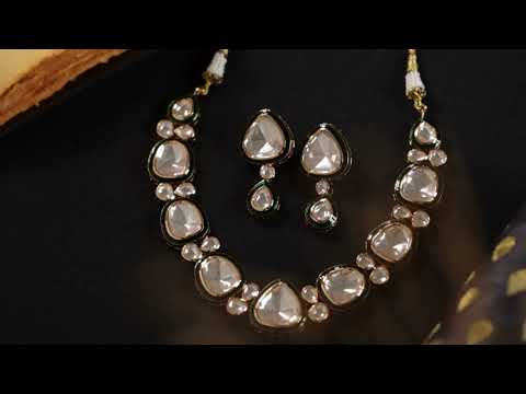 Zohra Green Polki Necklace Set