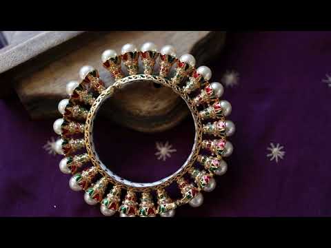 Gaythri Multicolored Pearl Bangle