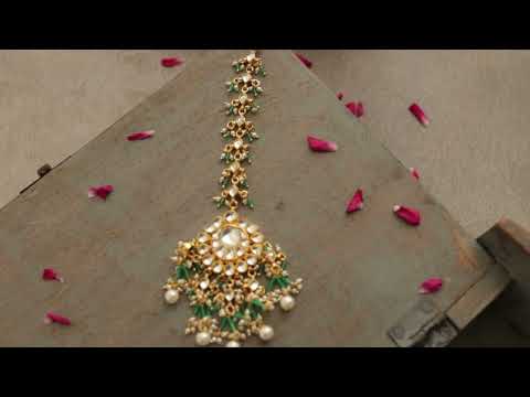 Vashti Kundan Maangtikka