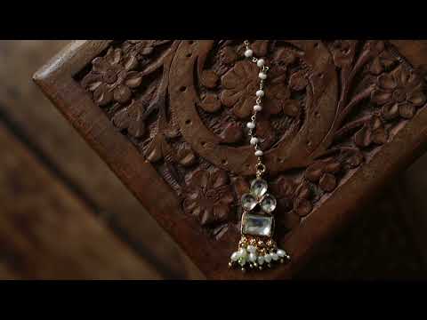 Agasti Kundan Maangtikka