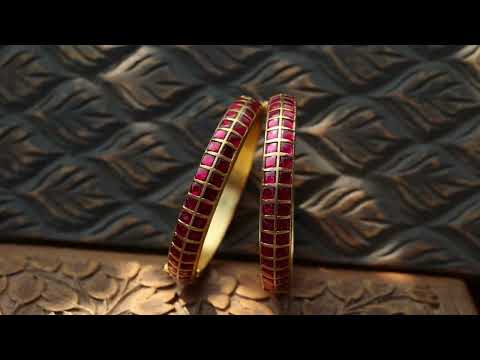 Vedhika Red Polki Bangles Set of 2