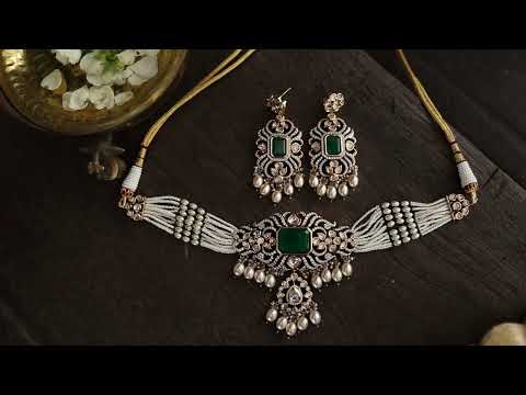Shazahn Green Polki Necklace Set
