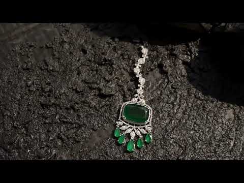 Corinne Green Maangtikka