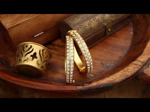 Vedhika Kundan Bangles Set of 2