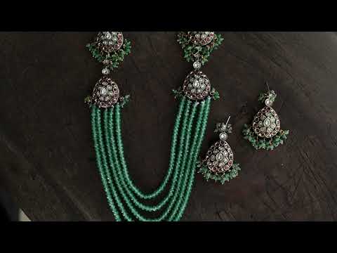 Taravi Green Polki Necklace Set